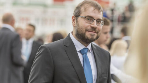 AS Õhtuleht Kirjastus juhatuse liige ja peatoimetaja Martin Šmutov varastas firma ja veebilehe, kuid eitab oma süüd.